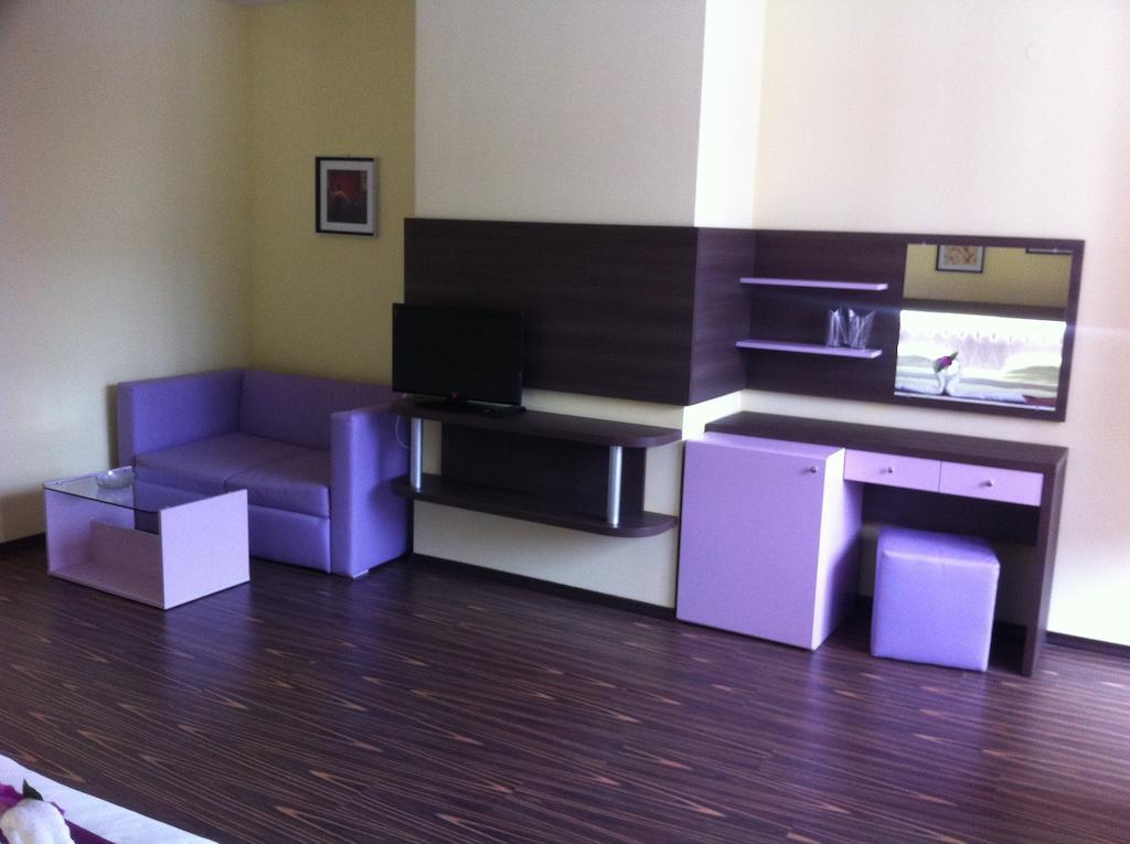 Rusenski Lom Hotel Koşov Exterior foto